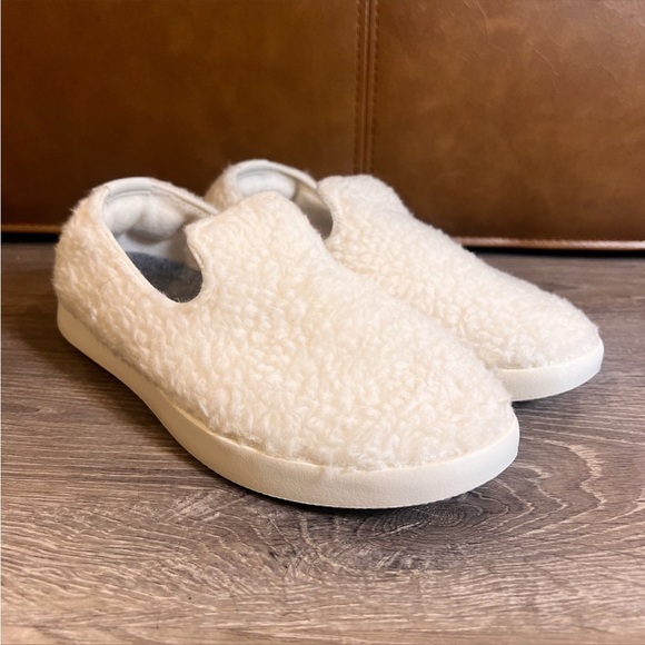 ALLBIRDS Natural White Merino Wool Lounger Fluffs Slip On Shoes Size 8 LIKE NEW - Picture 5 of 11